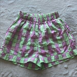 Free people poly cotton blend shortsCheckered Pink and Green XS